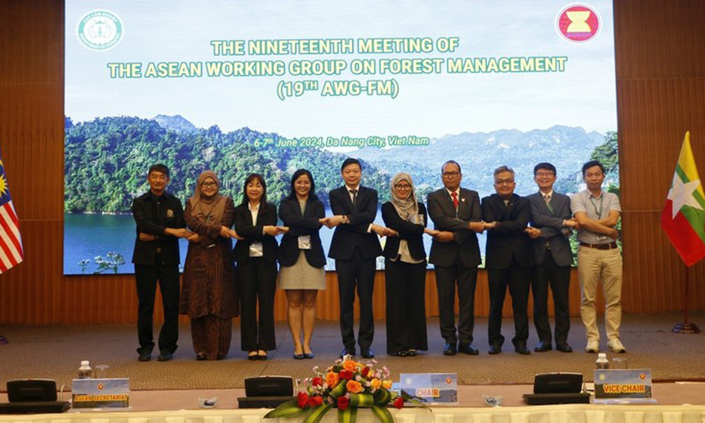 Delegates at the meeting (Photo: congthuong.vn).