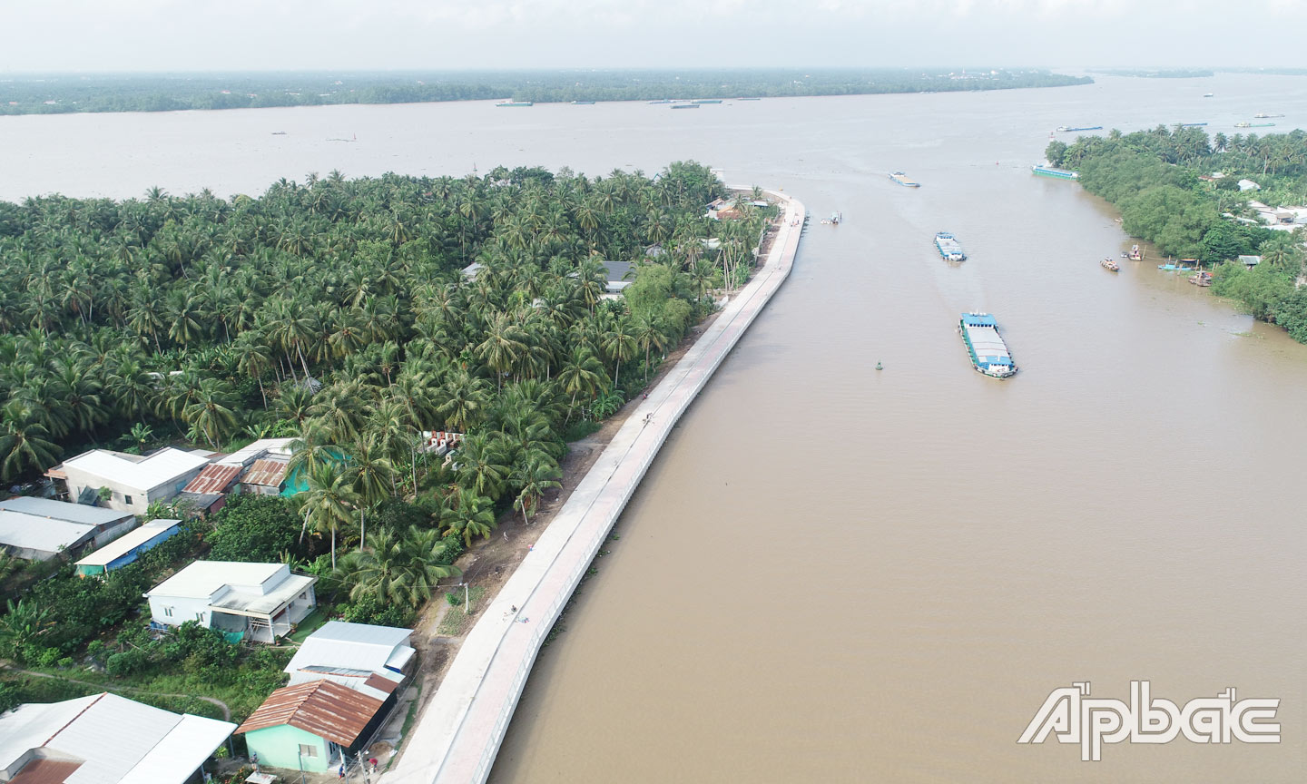  Các công trình phòng, chống sạt lở  phát huy hiệu quả.