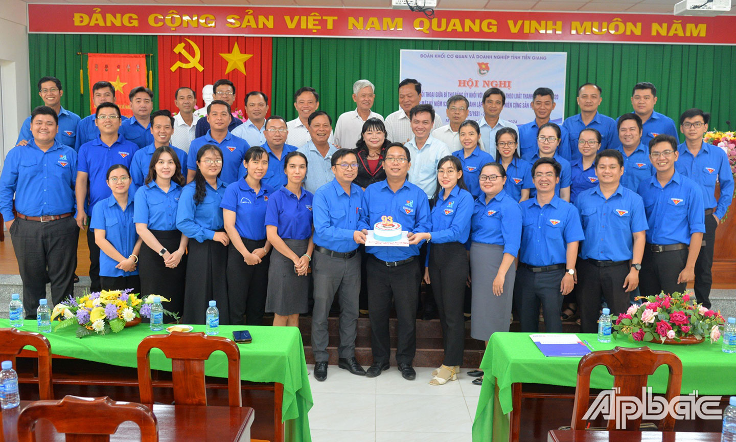  Tuổi trẻ Đoàn khối tỉnh chung tay bảo vệ nền tảng tư tưởng của Đảng.