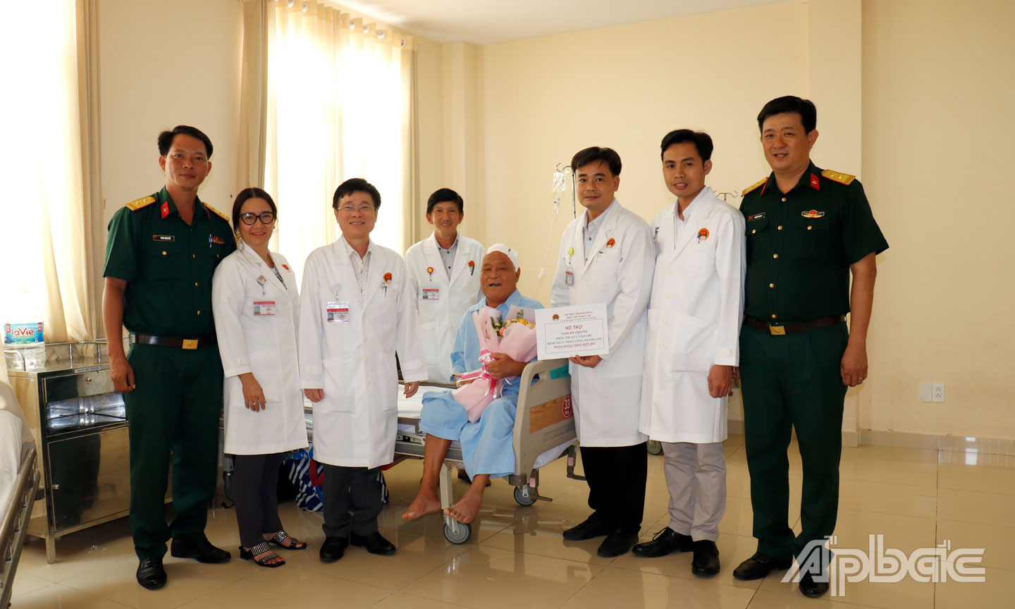 Bệnh viện hỗ trợ toàn bộ viện phí cho bệnh nhân mổ khối u não.