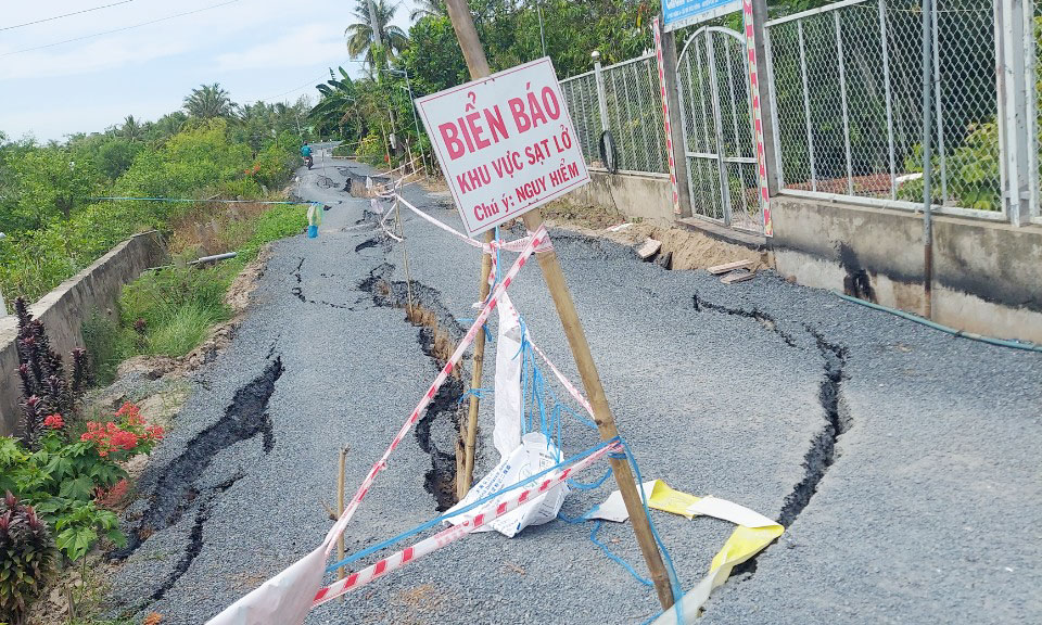 Hiện trường vụ sạt lở.