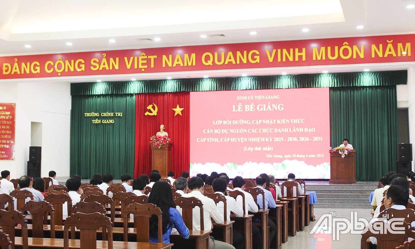 Quang cảnh buổi lễ. 