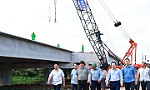 Prime Minister checks progress of Can Tho - Ca Mau Expressway project