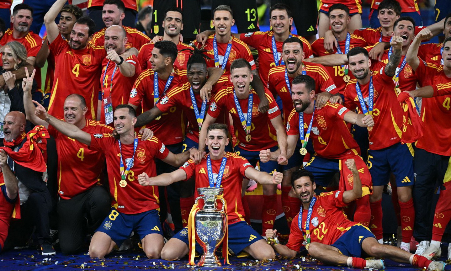 Tây Ban Nha lần thứ 4 đăng quang vô địch EURO