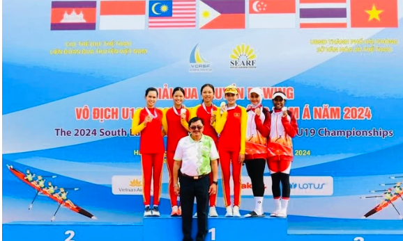 VĐV rowing Việt Nam thi đấu vượt trội tại giải Đông Nam Á 2024. Ảnh: DUATHUYENVN