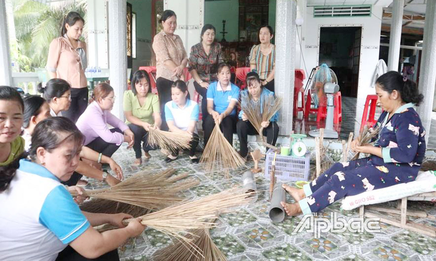 Phụ nữ huyện Chợ Gạo chủ động phát triển kinh tế gia đình, giảm nghèo bền vững.