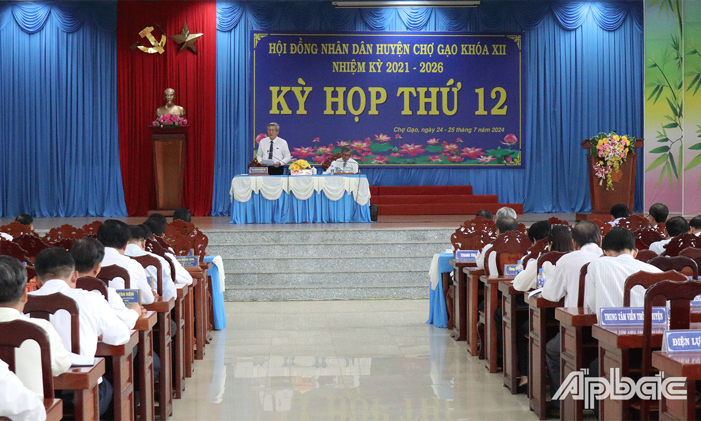 Quang cảnh kỳ họp.