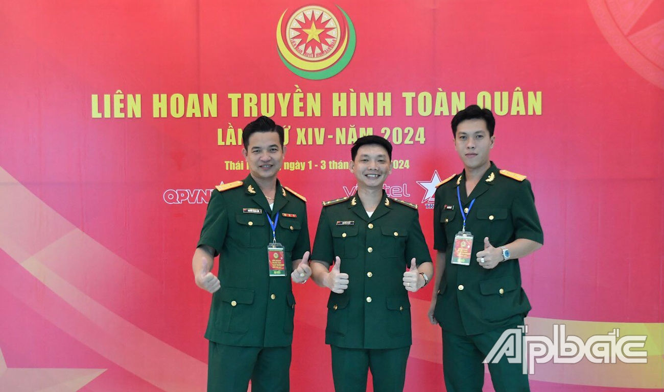 Đại biểu tỉnh Tiền Giang tham dự Liên hoan.