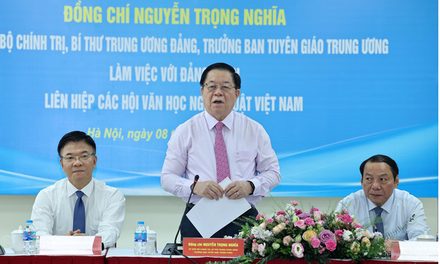 Trưởng Ban Tuyên giáo Trung ương Nguyễn Trọng Nghĩa: Phải lan tỏa các tác phẩm văn học nghệ thuật chất lượng tới bạn bè quốc tế - Ảnh: VGP/Đức Tuân