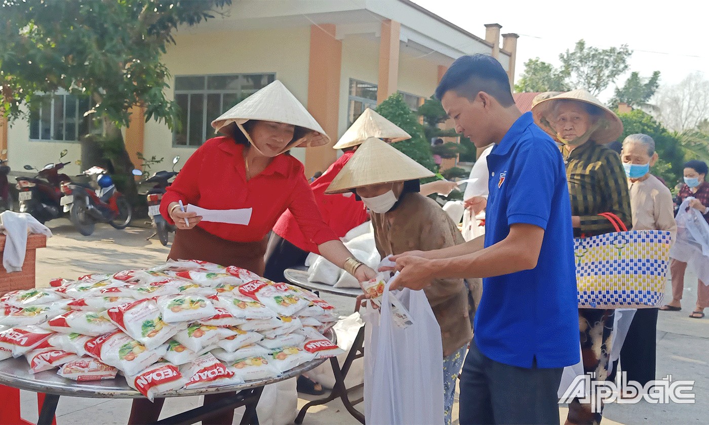 Các phiên chợ nhân đạo, chợ 0 đồng.