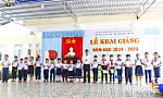 Trưởng Ban Tổ chức Tỉnh ủy Nguyễn Văn Nhã dự Lễ khai giảng tại Trường Tiểu học thị trấn Mỹ Phước