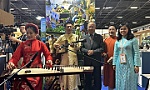 Vietnam attends major travel fair in France