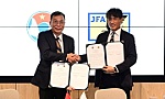 Vietnam and Japan enhance cooperation on football development