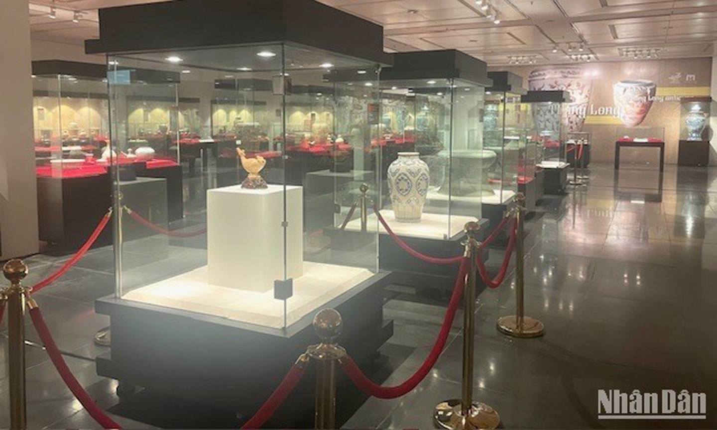 Hanoi antique exhibition spotlights Red River civilisation