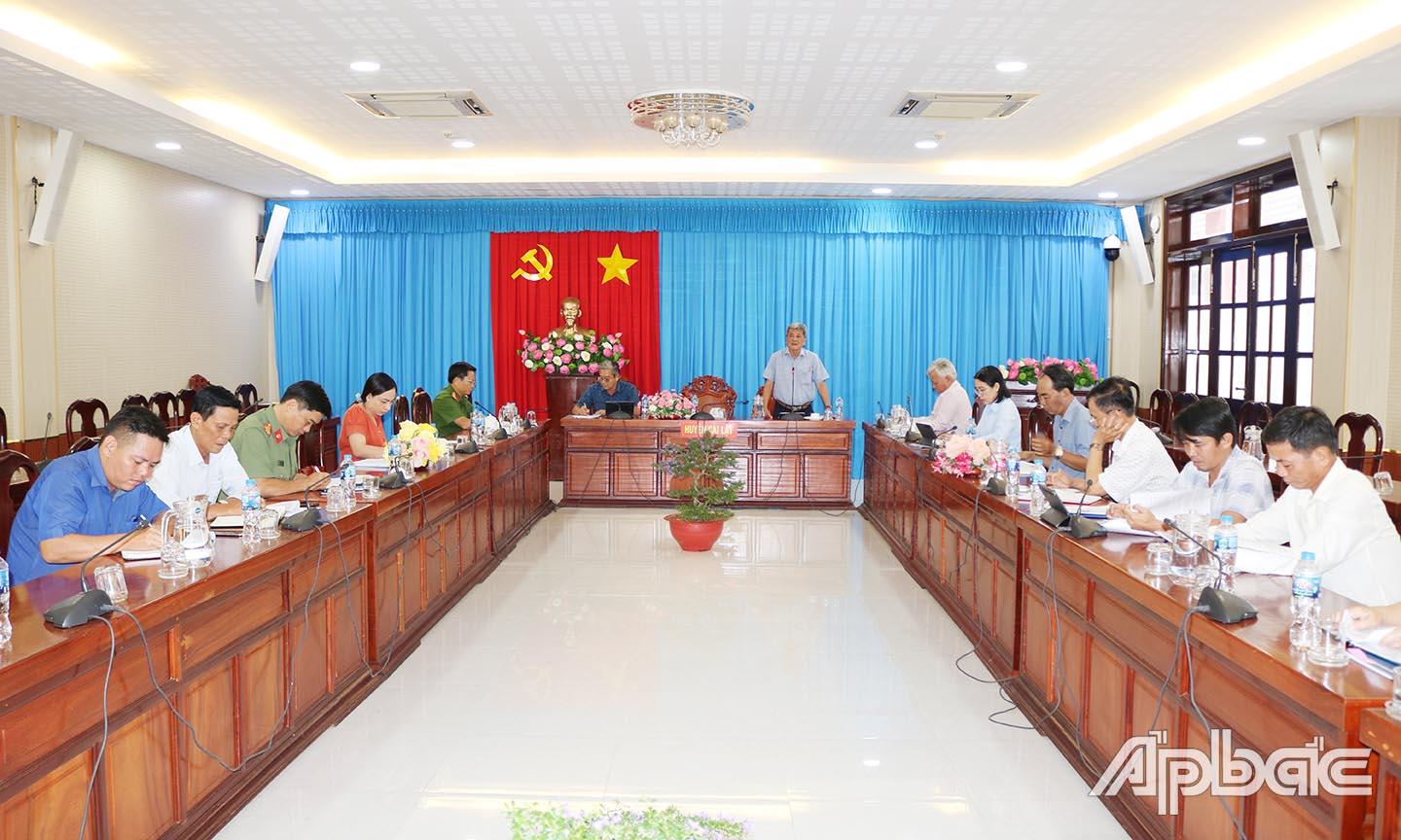  Buổi giám sát của HĐND với UBND huyện