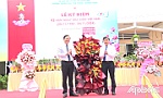 Đồng chí Nguyễn Hữu Lợi dự Lễ kỷ niệm 42 năm Ngày Nhà giáo Việt Nam tại Trường THPT Trương Định
