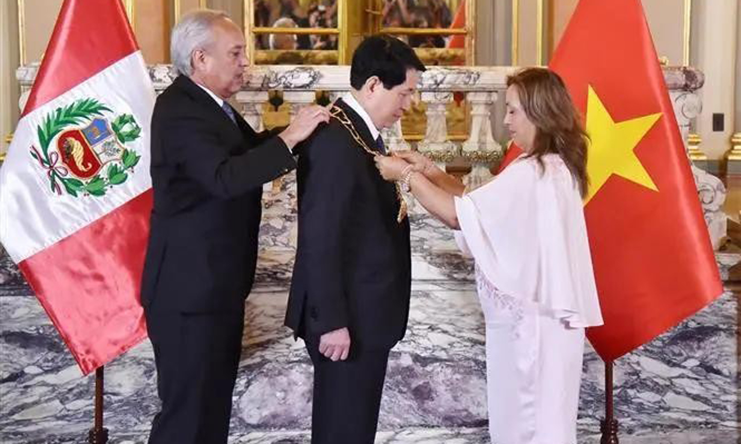 State President of Vietnam honoured with 'The Sun of Peru' Order