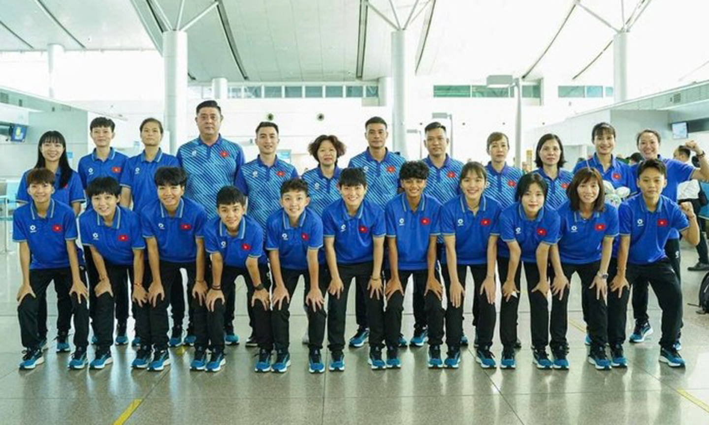 Vietnamese women's futsal team head to Manila for regional championship