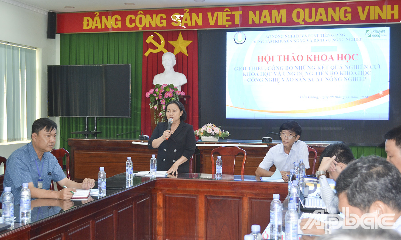 Đồng chí Nguyễn Doãn Thanh Tuyết, Phó Giám đốc Sở Khoa học và Công nghệ phát biểu tại Hội thảo.