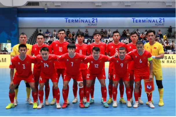 Đội tuyển futsal Việt Nam đoạt vé vào chơi trận chung kết Giải futsal Đông Nam Á 2024 sau 12 năm chờ đợi.