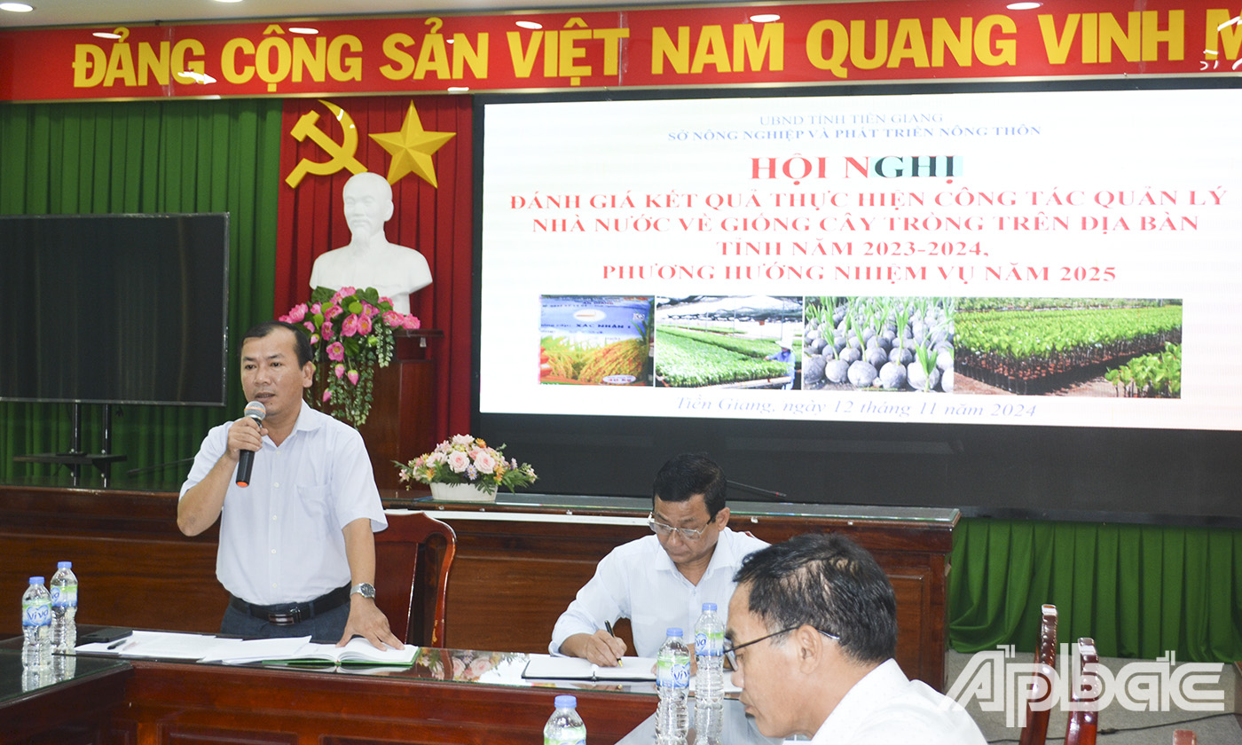 Đồng chí Trần Hoàng Nhật Nam phát biểu tại hội nghị.