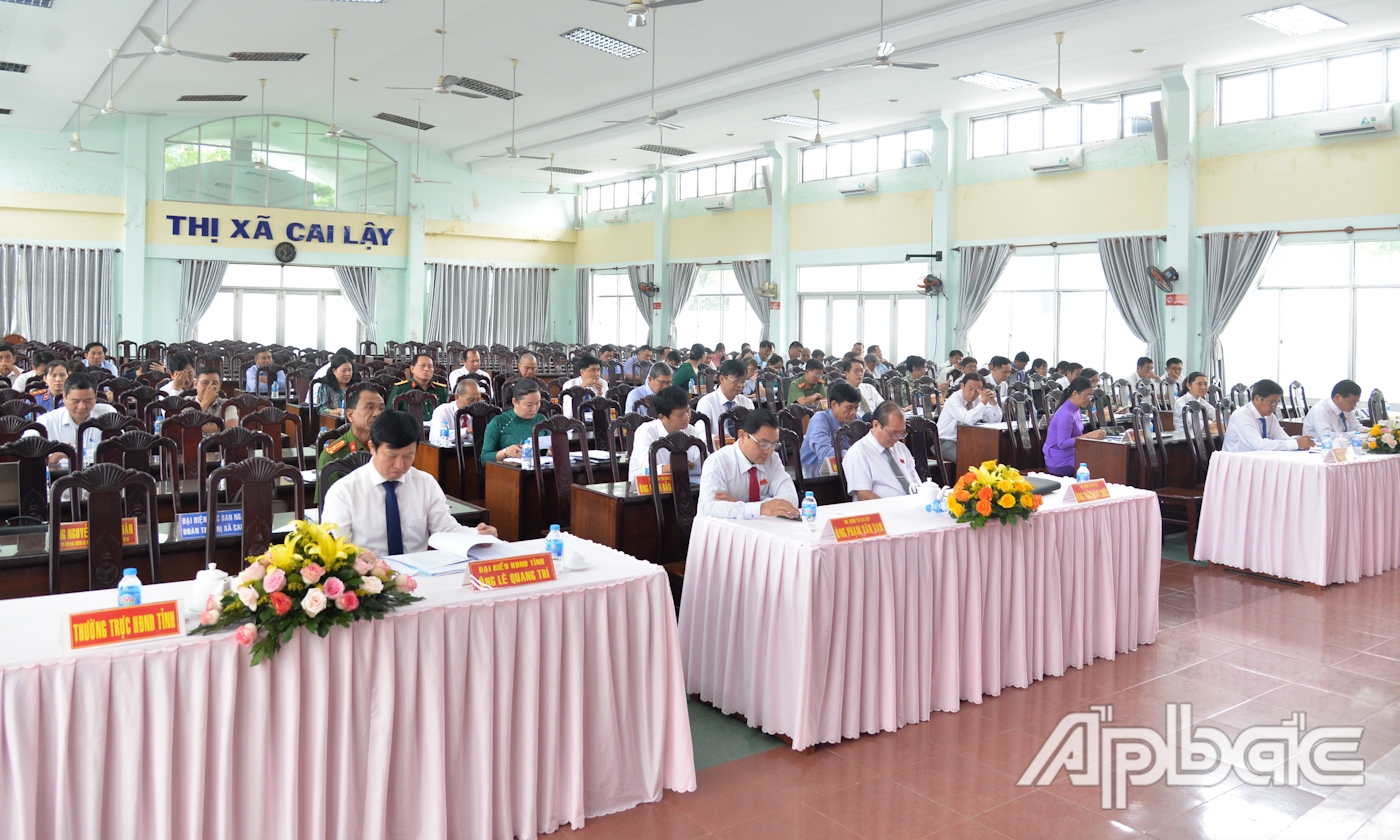 Đại biểu tham dự Kỳ họp.