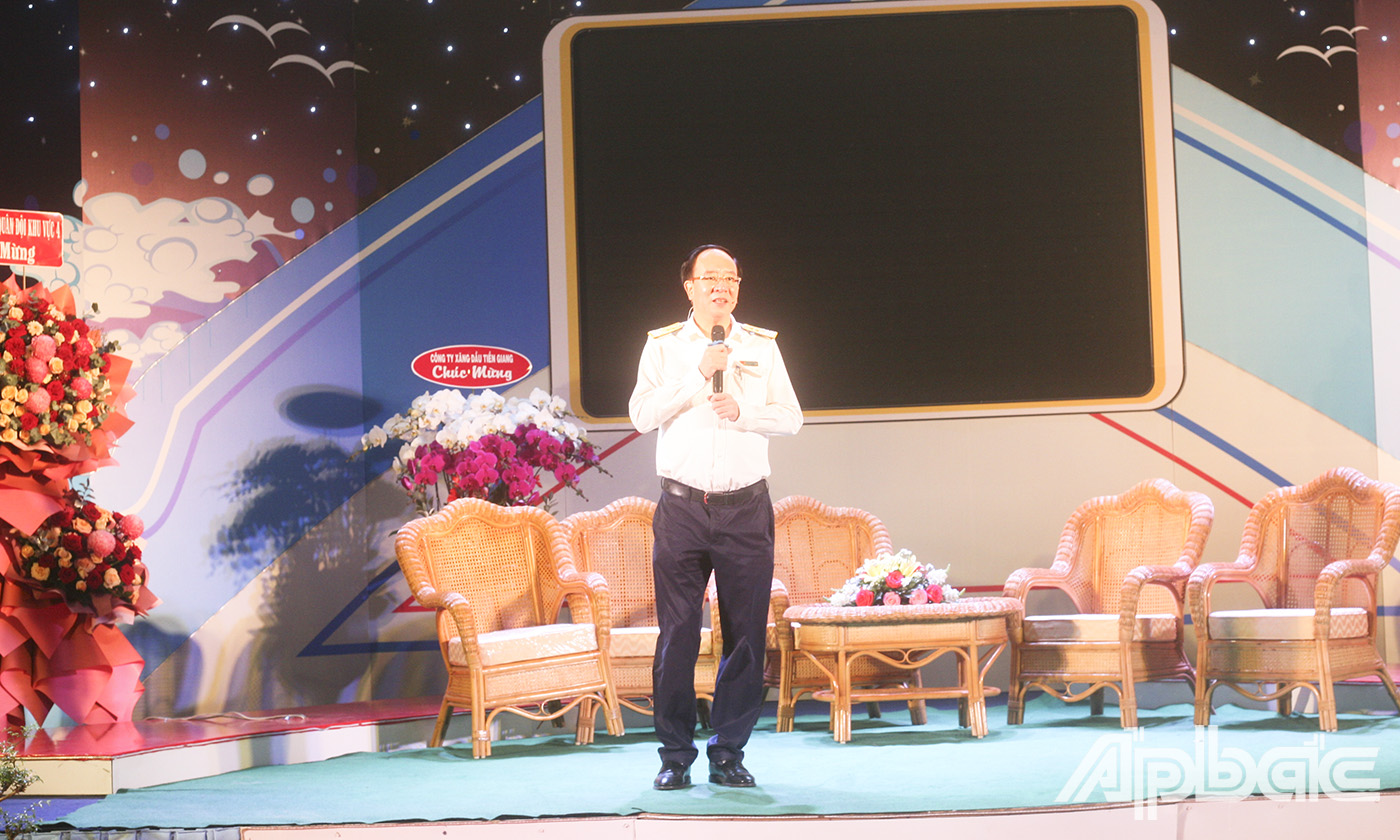 Cục trưởng Cục Thuế Tiền Giang Nguyễn Năng Hoàn phát biểu tại buổi tọa đàm.
