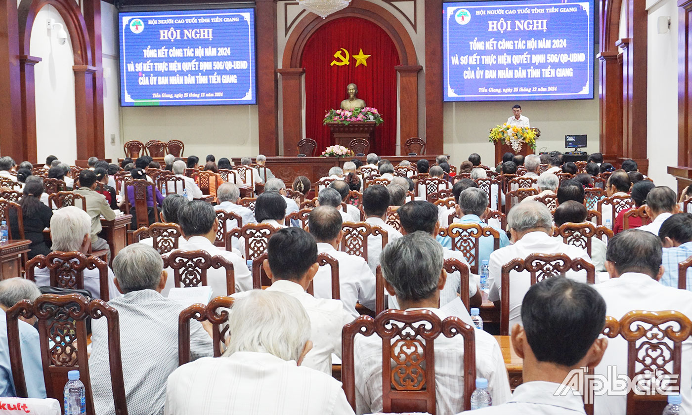 Quang cảnh hội nghị. 