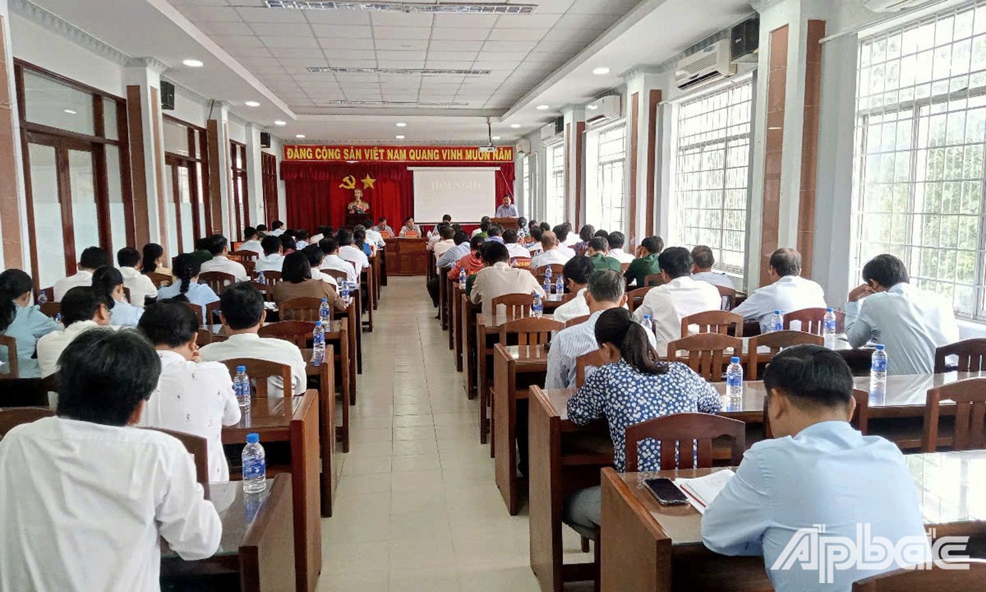 Quang cảnh hội nghị