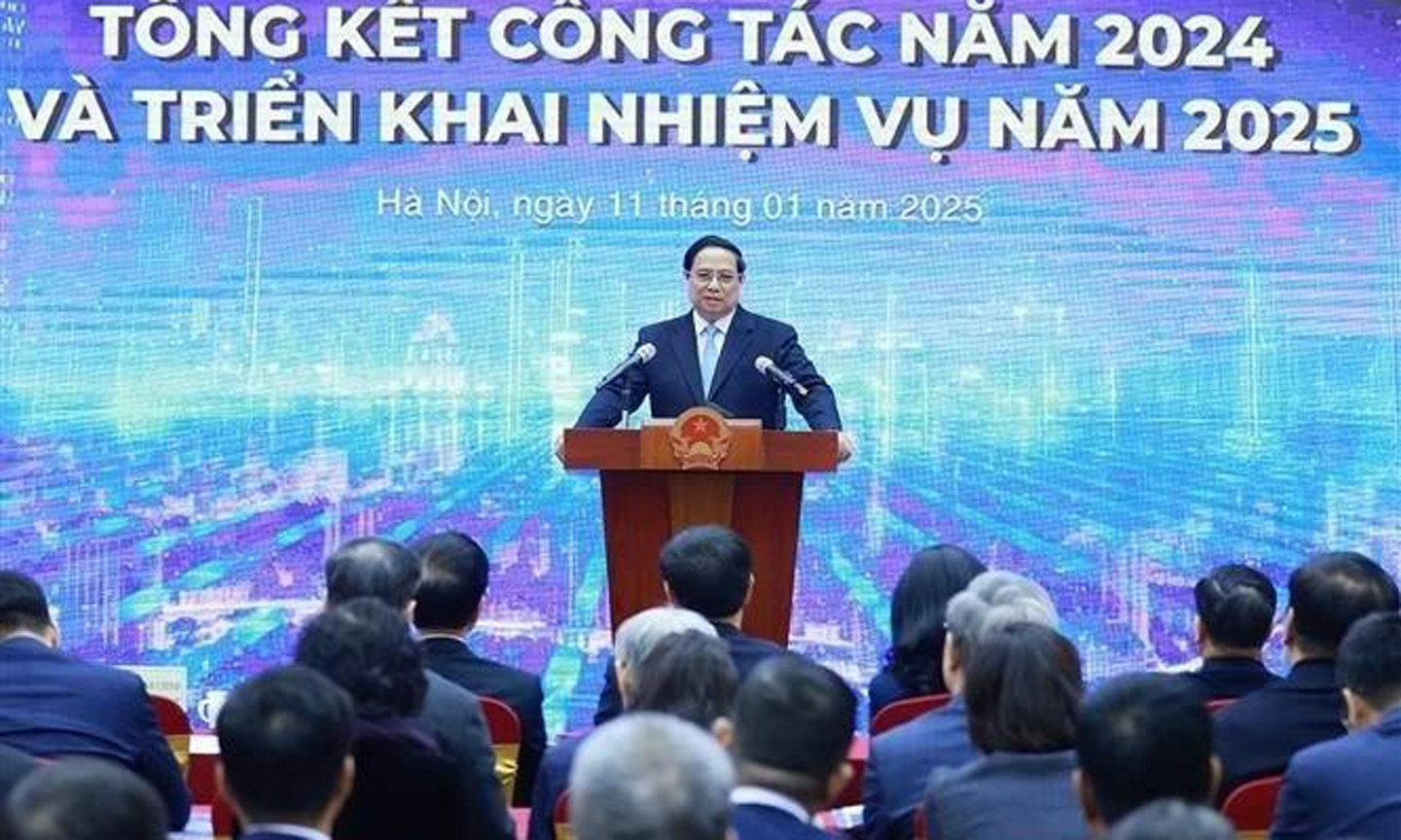 PM hails VTV's contributions to national construction, safeguarding