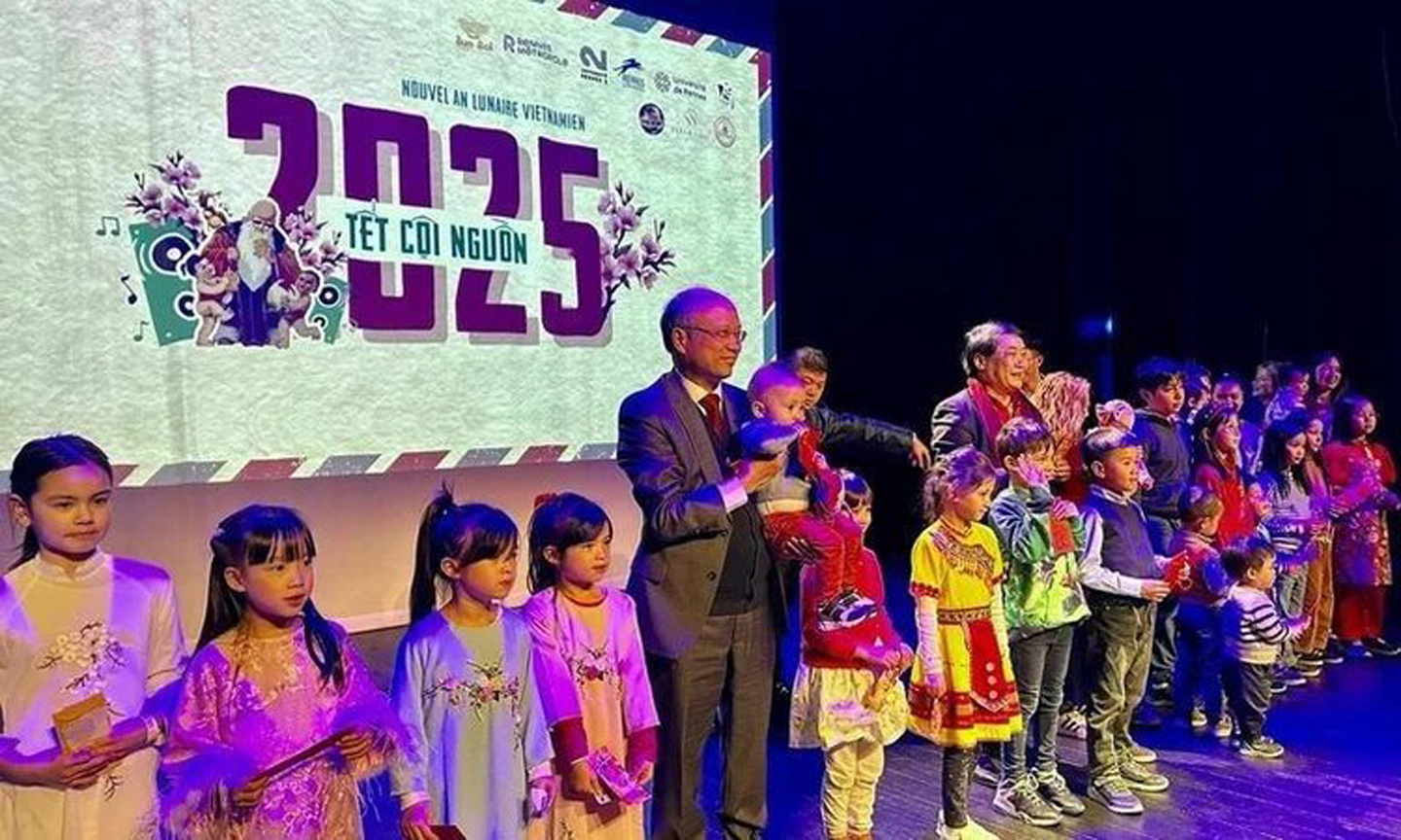 ABO/NDO- Vietnamese students in Rennes, France, celebrated Lunar New Year (Tet) 2025 with a recent vibrant cultural event.