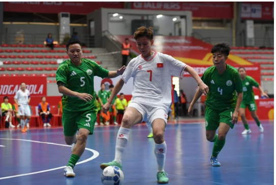 Đội tuyển futsal nữ Việt Nam giành chiến thắng với tỷ số áp đảo trước Macau (TQ).