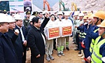 PM requests accelerating expressway projects in Cao Bang, Lang Son