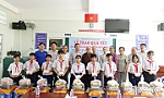 Xuân yêu thương với trẻ em hoàn cảnh khó khăn
