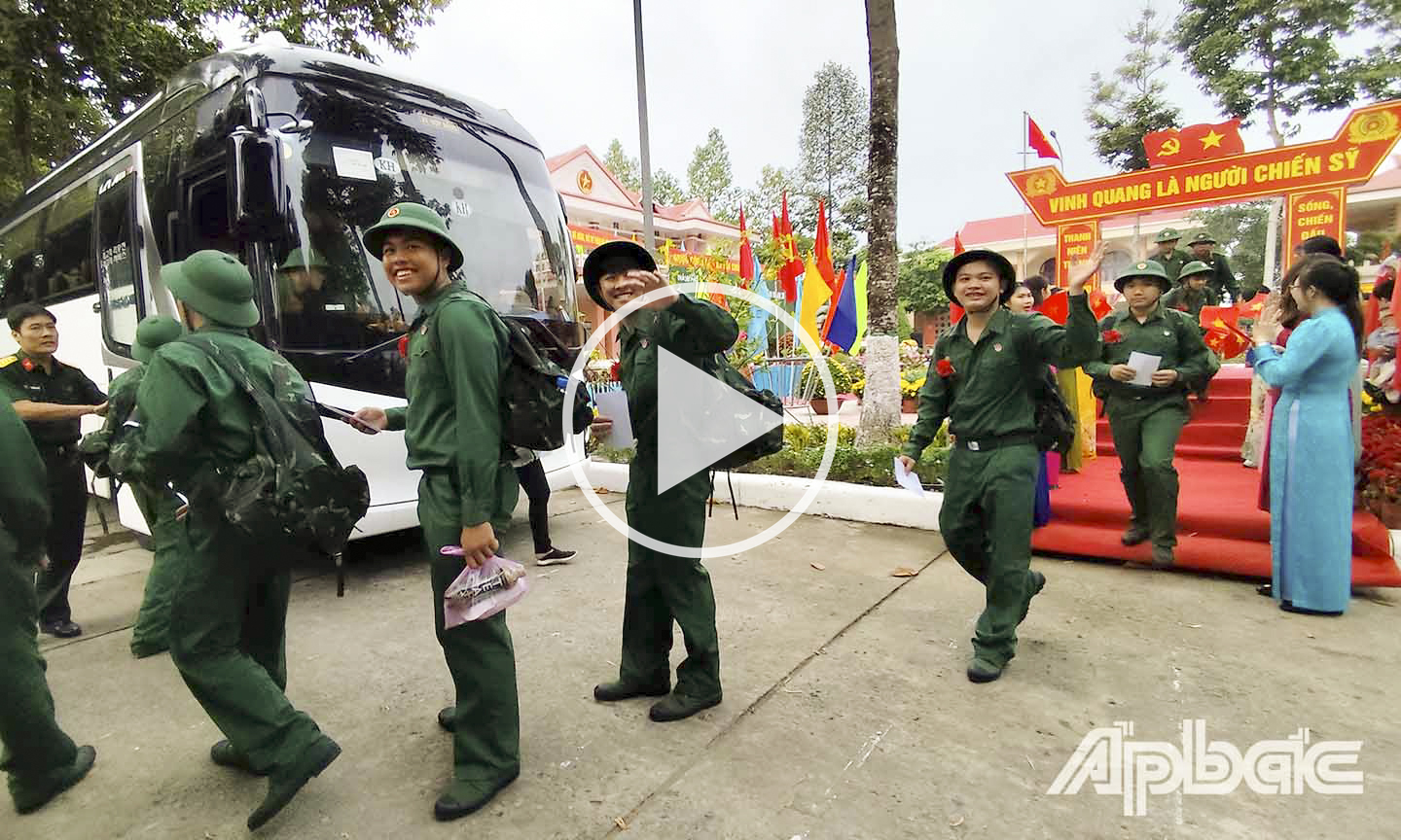 Tiền Giang: 1.812 thanh niên nô nức lên đường nhập ngũ