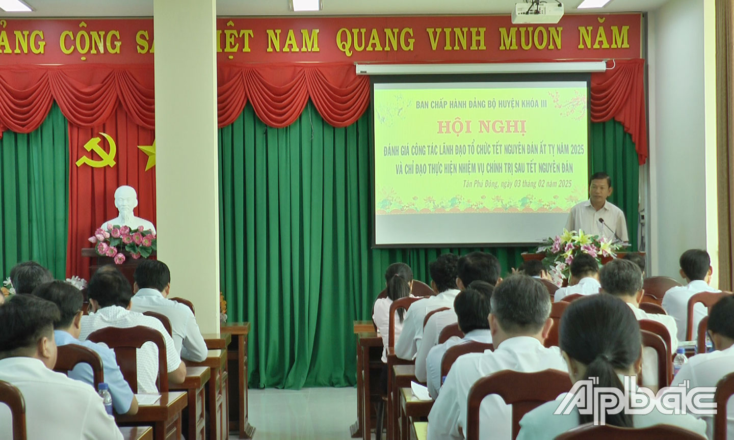 Quang cảnh hội nghị.