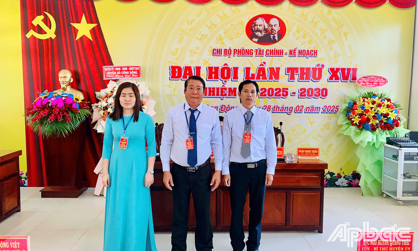 Chi-ủy-Phòng-Tài-chính---Kế-hoạch-lần-thứ-XVI,-nhiệm-kỳ-2025-2030-ra-mắt-đại-hội