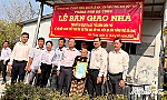 TP. Gò Công bàn giao 3 căn nhà theo Chỉ thị 42 của Thủ tướng Chính phủ