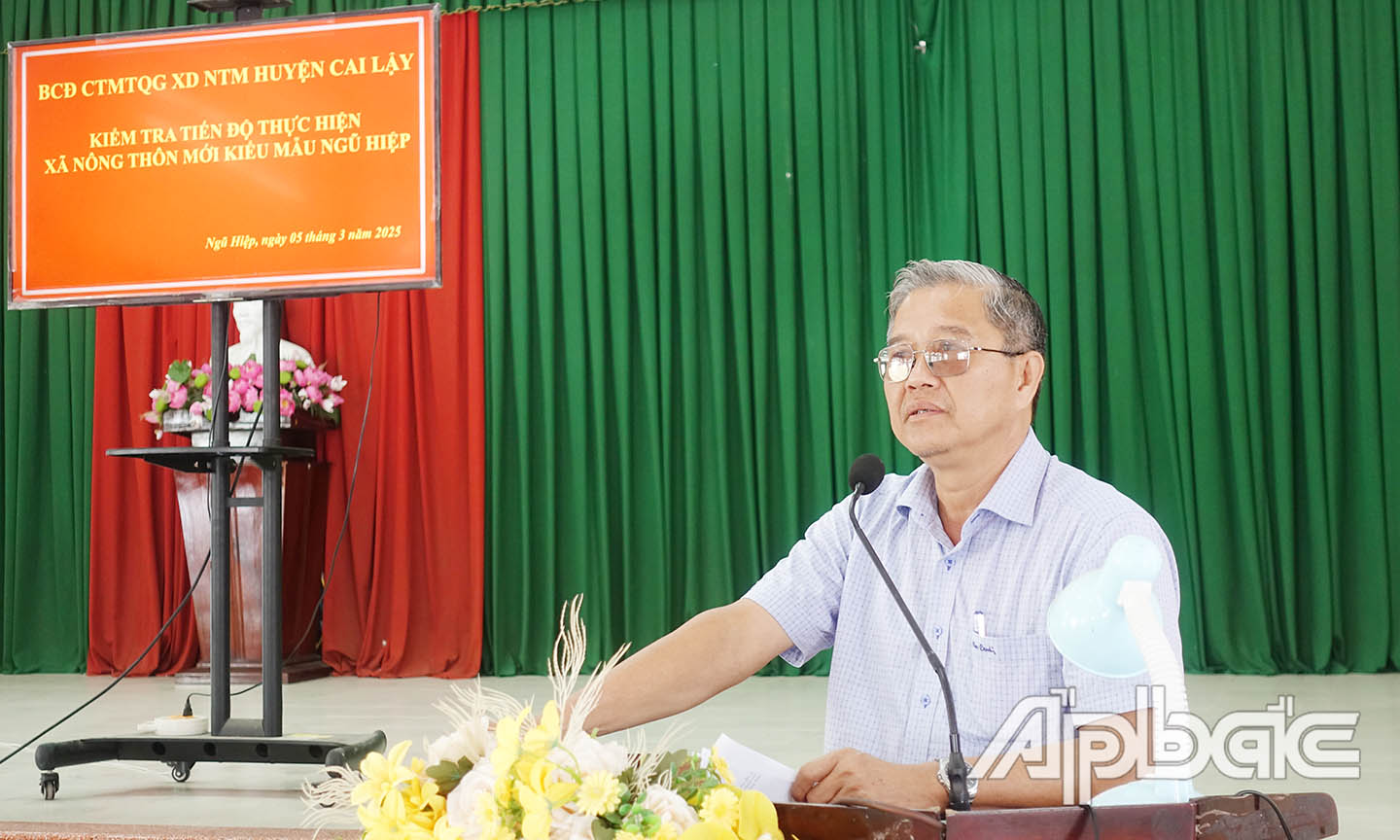  Nguyễn Văn Bằng, Tỉnh ủy viên, Bí thư Huyện ủy, Trưởng Ban chỉ đạo huyện Cai Lậy phát biểu chỉ đạo tại hội nghị