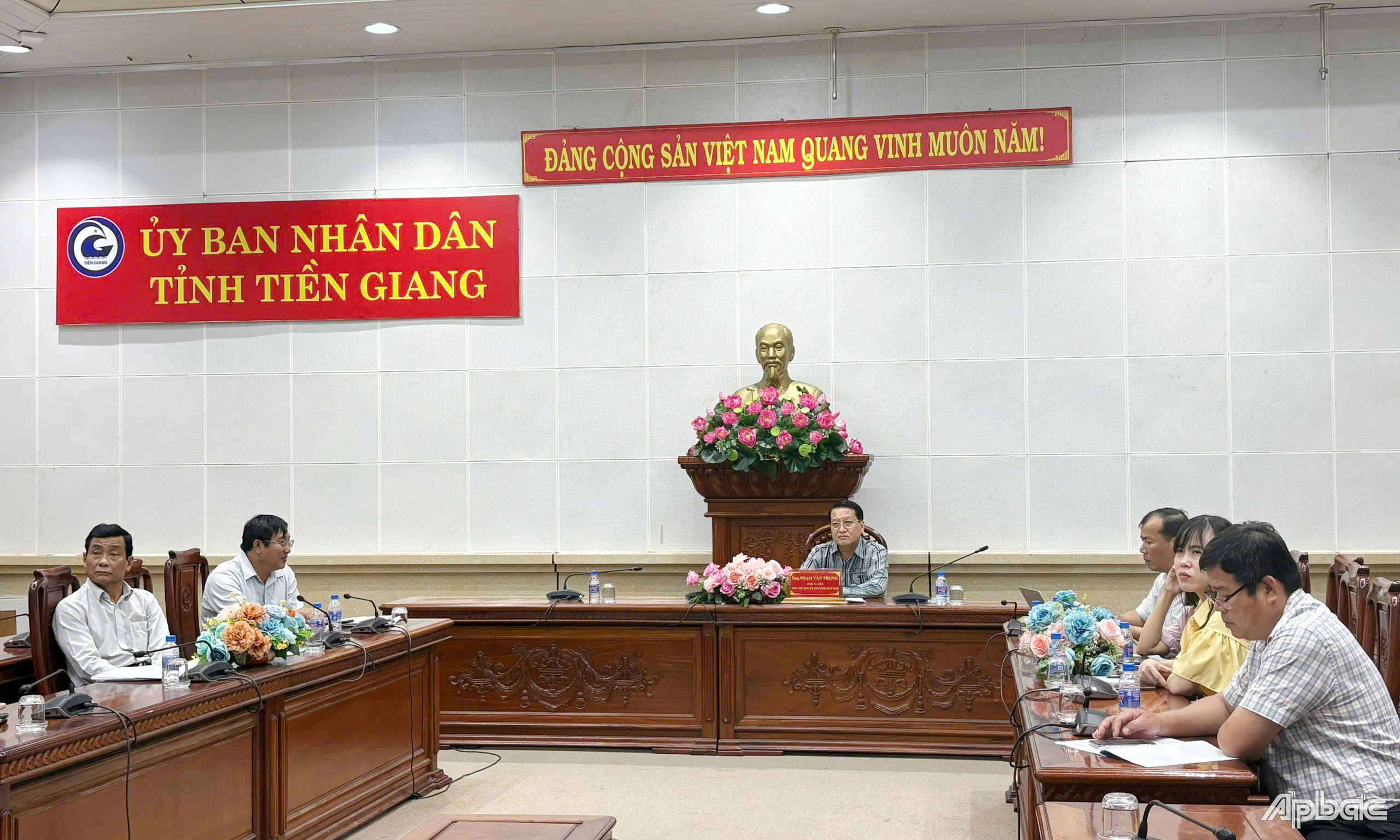 Quang cảnh phiên họp tại điểm cầu tỉnh Tiền Giang.