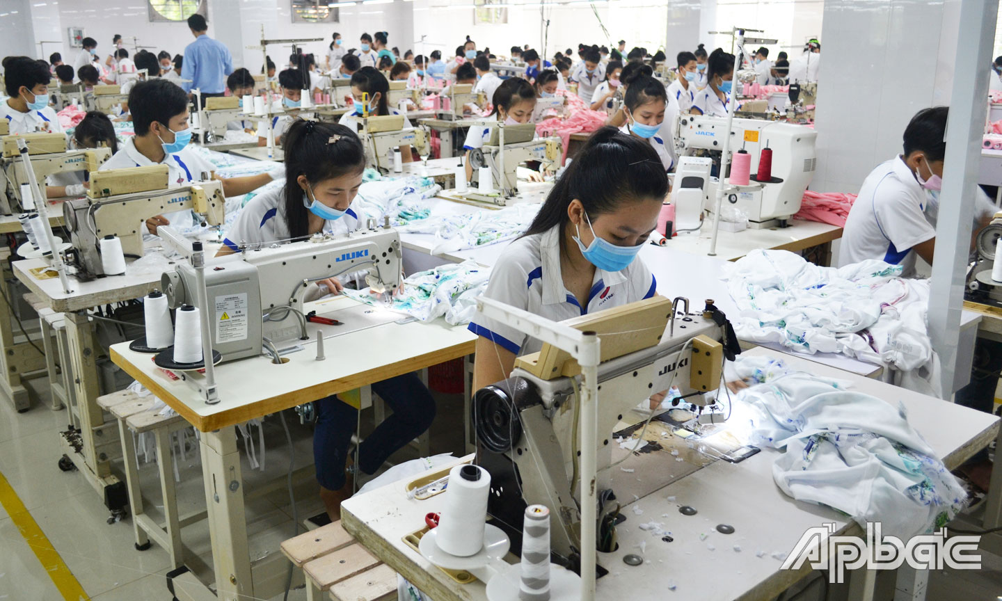 Giá trị sản xuất công nghiệp địa phương trong quý I-2025 đạt 25% kế hoạch, tăng 11,1% so với cùng kỳ.								         Ảnh: THU HOÀI