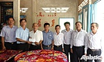 Tô thắm truyền thống 