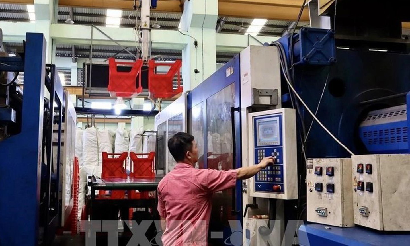 Manufacturing firms optimistic about Q2 despite mounting challenges: survey