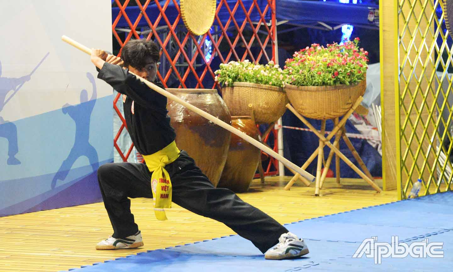 Các diễn viên đã cống hiến nhiều màn thi đấu đẹp mắt.