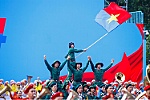 Việt Nam rực rỡ 50 năm thống nhất, hào khí lan tỏa toàn cầu