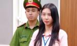 Hoa hậu Nguyễn Thúc Thùy Tiên bị tước danh hiệu Gương mặt trẻ Việt Nam tiêu biểu
