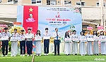 Phó Chủ tịch HĐND tỉnh Nguyễn Hữu Lợi dự Lễ tổng kết tại Trường THPT Trương Định