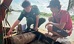 Bộ đội Biên phòng tỉnh Tiền Giang tiếp nhận vật liệu nổ do ngư dân giao nộp