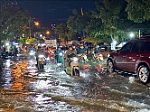 Triều cường ở mức cao, mưa lớn, gió mạnh và sóng cao trên đất liền và trên biển
