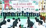 Đồng chí Nguyễn Văn Mười dự tổng kết năm học 2024 - 2025 tại Trường THCS Phú Cường